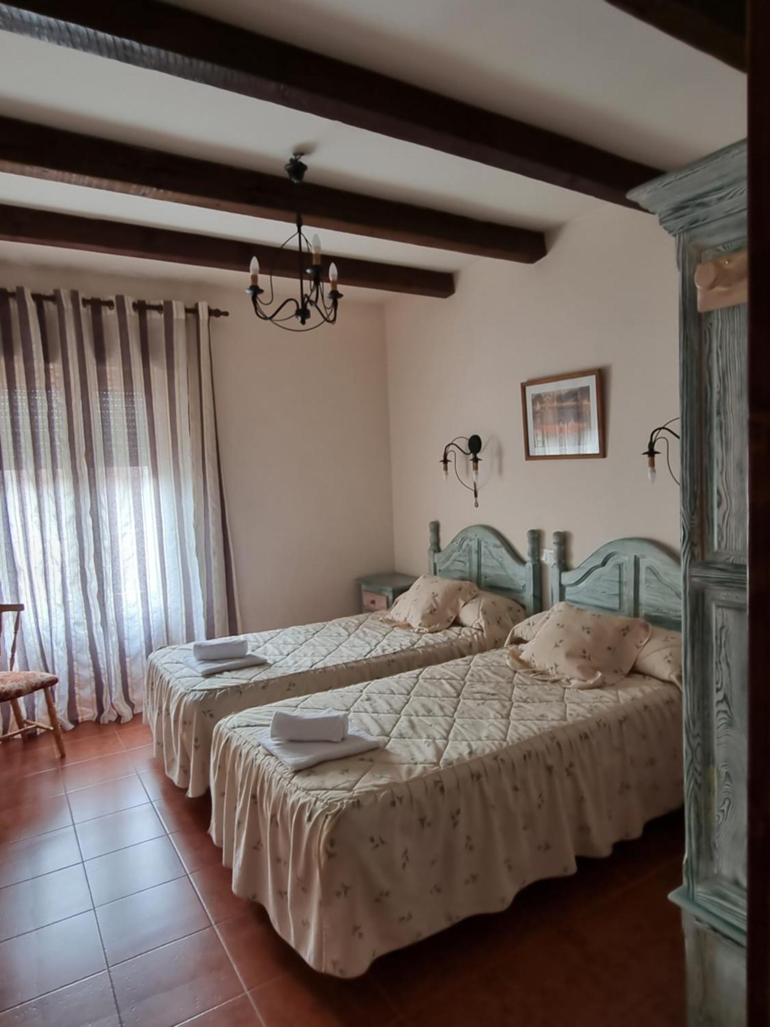 Casas Rurales Tio Claudio I Y II El Barraco Eksteriør billede